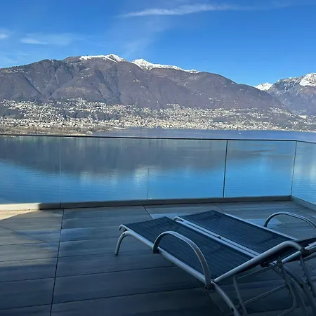 Mit Traumaussicht * Gambarogno